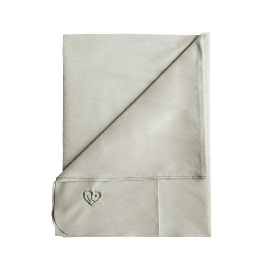 Suade Yoga towel in beige